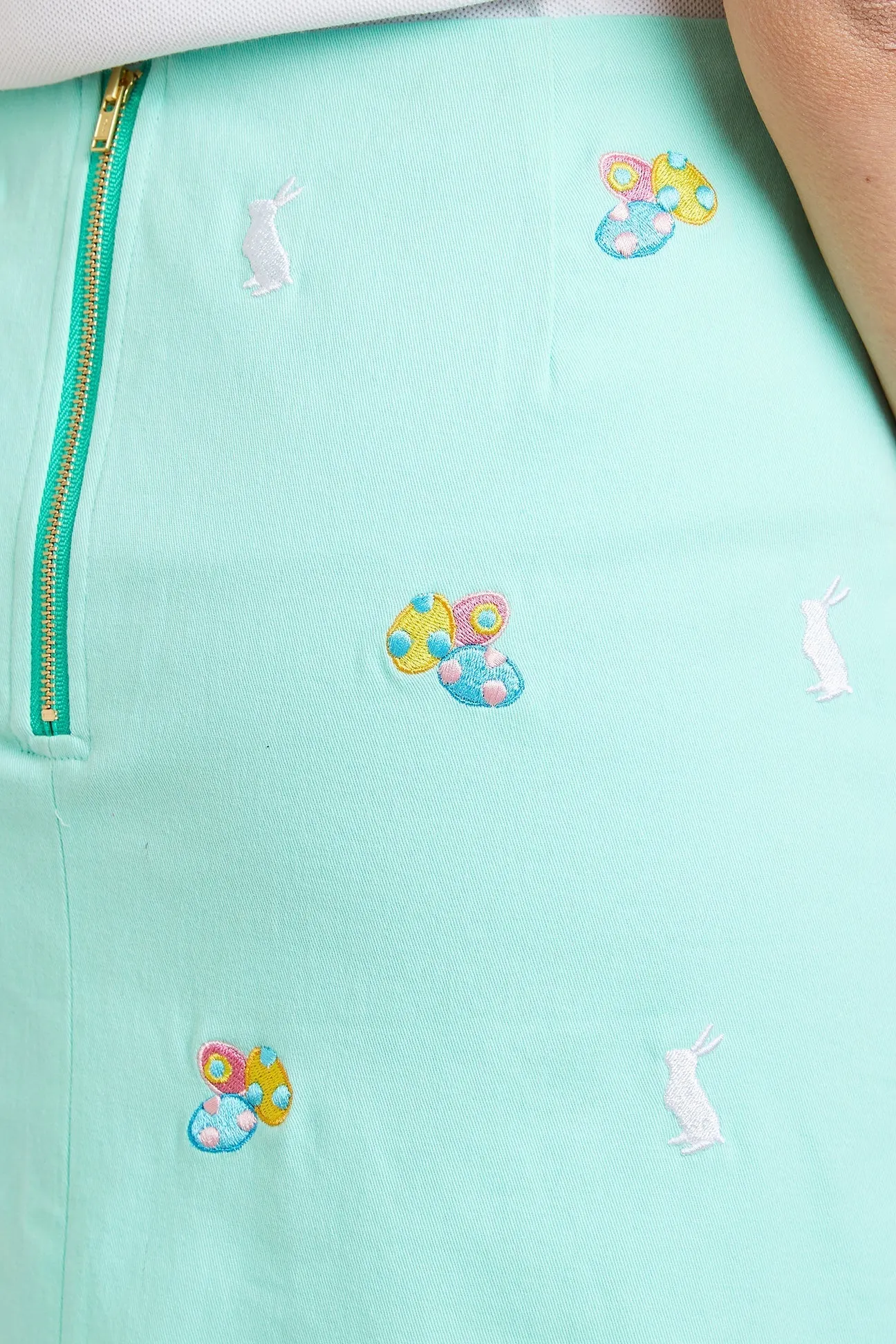 Ali Skirt Stretch Twill Seagrass with Easter Eggs & Bunny