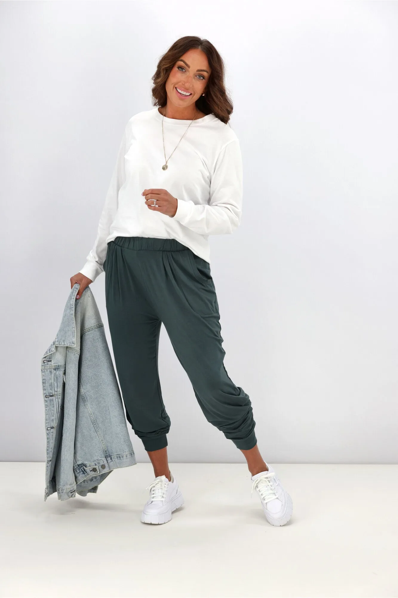 Betty Basics Paris Pant Dusty Green