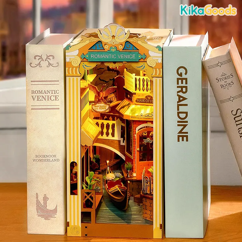 Rolife Book Nook Shelf Insert - Romantic Venice