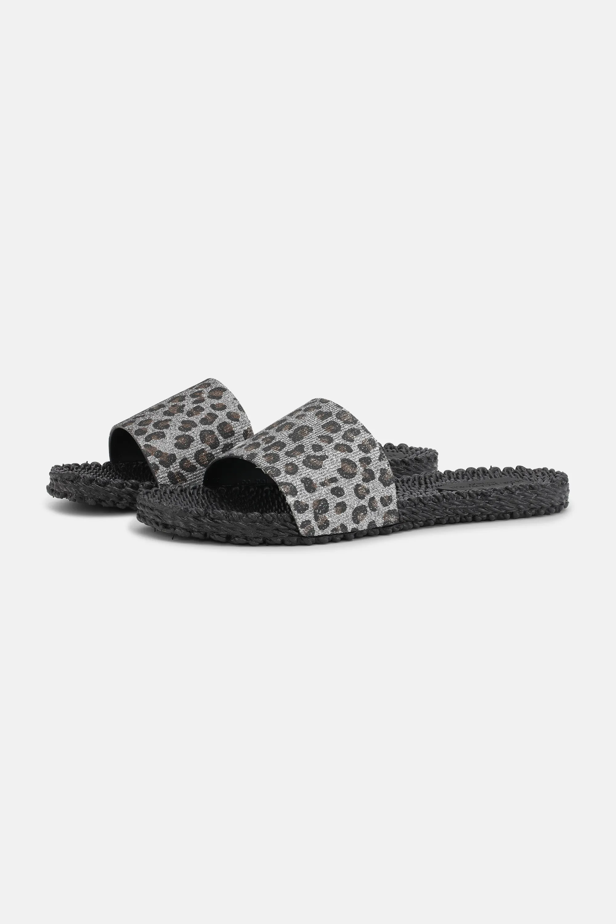 Slip-On Flip Flops - Black